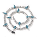 Collier panthère hip hop argenté avec zircons clairs et pointes bleues sur blanc - 22 Pouces (55cm) / Zircone Émail Bleu