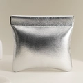 Mini pochette argentée à fermoir à ressort et texture élégante en similicuir froissé - Argent (Petite Taille)