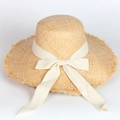 Ψάθινο καπέλο raffia με φαρδύ γείσο και φιόγκο για καλοκαιρινές διακοπές στην παραλία - Ρυθμιζόμενο / Μπεζ Κορδέλα