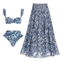 Set costume da bagno tre pezzi blu e bianco floreale con top a volant e gonna lunga coordinata - S / Set Bikini con Volant e Sarong