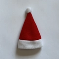 Mini bonnet de Noël en feutre rouge avec pompon blanc pour bouteilles et couverts - Étui à Couverts en Tissu Gratté (Gros Pompon) / 10 pcs/Paquet