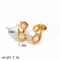 Gedetailleerd beeld van 18K gouden druppeloorbellen met zirkonia, 16mm bij 7,3mm groot - Dubbele Druppelstijl (TE60502)