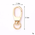 Detailed size view of gold star-shaped zinc alloy lobster clasp measuring 3.5cm by 1.4cm - 35mm Oval Buckle / Gold