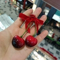 Elegante coppia di fermagli per capelli a ciliegia con fiocco di velluto - Rosso