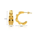 Detailed size parameters of gold scalloped wave C-shape hoop earrings with clover patterns - E4640G-Gold Petal Wave C-Shape