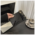 Fashionable black crocodile pattern card holder with tassel and gold keychain - Black
