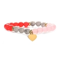 Pulsera de cuentas de ágata rosa y roja con un colgante de corazón dorado en blanco - Cornalina + Turquesa Blanca + Cuarzo Rosa