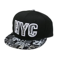Cappello snapback nero con ricamo NYC e visiera stampa giornale stile street unisex - M (56-58cm) / Nero
