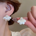 Boucles d'oreilles perles vintage en forme de pétale avec aiguille en argent mat - Style Pétale Argent (70#)