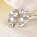 Sleek silver wave-shaped hoop earrings on elegant white silk background - Semi-circle Textured Style (9490) / 04 White K