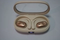 Auricolari OWS beige a orecchio aperto in custodia di ricarica trasparente con display LED - Beige Trasparente