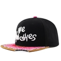 Snapback pet met platte rand, donut print en Munchies borduursel in zwart katoen - Verstelbaar / Rozerood