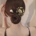 Pince à cheveux crabe dorée élégante avec strass et épingle à perles pour chignons chic - Style Crabe Or