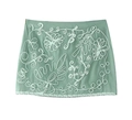 Détail d'une jupe courte vert clair avec broderie florale en cordon blanc élégante - S / Skirts