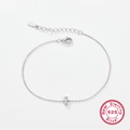 925 sterling silver minimalist chain bracelet featuring a zircon-encrusted letter I pendant - Letter I / White Gold