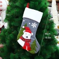 Calcetín navideño gris con diseño de oso polar y árbol verde, 48 cm de alto - Oso polar