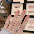 Pink gradient translucent press-on nails with shiny jelly finish for women - By1688吉祥止止 / Glue Type