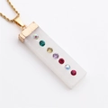Collana con ciondolo in cristallo bianco sette chakra, bordo dorato e strass colorati - Catena a Corda da 60CM Pendente 7 Chakra / Oro + Bianco (NSN00277)