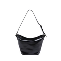 Glänzende schwarze Schultertasche mit Faltenstruktur und verstellbarem Gurtband - Schwarz