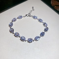 Bracelet en zircon argenté avec pierres violettes ovales et chaîne ajustable, vue détaillée - Argent-Blanc