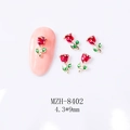 Detalle de adornos de rosas rojas para uñas con hojas doradas en tamaño 4,3x9 mm - Rosa Roja Brillante (8402)