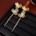 Elegante goldene Blumenohrringe mit Quasten, gewebten Blüten und Kristallen - Kupfer Echt Vergoldet + 925 Silber Stift / Goldenes Blumen-Quasten-Stil (HE17779-Gold)