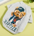 Graues Hunde-T-Shirt mit trendiger Teddybär-Illustration und Happier-Druck für Welpen - XS / Bär Grau