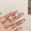Eleganti orecchini geometrici con perline gialle e dischi marroni su anelli dorati - Stile perno in argento 925