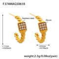 Détail des boucles d'oreilles C torsadées dorées avec zircon incrusté et hauteur 1,1cm - Style Fil Torsadé Doré 5A Zircone (F374)