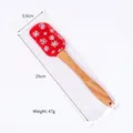 Spatola natalizia in silicone con fiocchi di neve e manico in legno, misura 25x5,5cm - Stile Fiocco di Neve Rosso