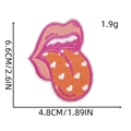 Detaillierter Stickaufnäher mit rosa Lippen und Zunge mit Herz-Detail Design - Zungen-Patch 2#