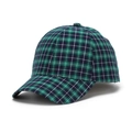 Detail der klassischen karierten Baseballkappe mit blau-grünem schottischem Karomuster - Grün Navy Weiß Karo Stil (D)