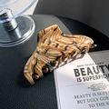 Premium marble amber acetate hair claw clip for women with elegant tortoiseshell pattern - Coffee Brown 10cm