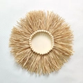Decorazione da parete boho in rafia con frange a raggiera e perline in legno naturale - Stile Perla di Legno Cavo 30cm