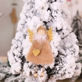 Brauner Weihnachtsengel Anhänger aus Kunstpelz mit goldfarbenen Flügeln am Baum - Brauner Plüsch Herz Engel (K-TS141)