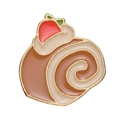 Broche en émail en forme de gâteau roulé suisse avec une fraise rouge et des bords dorés - Style de Roulé Suisse (XZ8755)