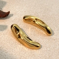 Poliierte 18K Gold Edelstahl geometrische Bohnen Ohrstecker für Damen in glänzendem Gold - Cashew/Bohnenform (RS-YS266)