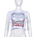 Dettaglio della stampa rock con aquila su crop top bianco senza maniche con cut-out - Taglia S / Bianco