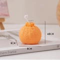 Vela aromática realista con forma de naranja y textura de piel en color naranja vivo - Naranja Pequeña