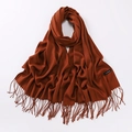 Thick cashmere scarf in elegant rust red with soft tassels and premium texture - Redwood