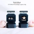 Dunkelblaue achteckige Samt-Schmuckschatulle für Ringe und Ohrringe, 5x5x4cm - Doppelringbox / Dunkelblau