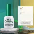 Miss Cheering 12ml Matter Top Coat Nagelgel-Politur auf Marmorsockel präsentiert - 12ML Matt Top Coat