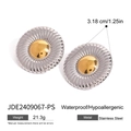 Exaggerated stainless steel round earrings with silver ridged texture and gold center - Two-Tone Radiating Texture Style (JDE2409067-PS)
