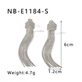 Silberne Quasten-Ohrringe mit Zirkonia-Detail, Länge 6cm und Breite 1.2cm - Silber (NB-E1184-S)