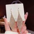 Elegante S925 Silber Ohrringe mit langen Quasten und funkelnden weißen Kristallen - E0092 Gold Silbernadel (Rhombus vollbesetzte Quaste Gold)