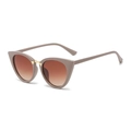 Occhiali da sole cat eye beige con lenti marroni sfumate e ponte dorato - Montatura Tè Sfumata Tè