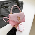 Mini bolso bandolera rosa de tejido brillante con logo SS dorado y detalle de borla - Rosa