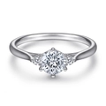 Exquisite 925 sterling silver three-stone ring with round zircon and six-prong setting - TL-260