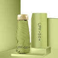 Mini paraguas plegable verde aguacate con protección UPF 50+ y funda a juego - Verde matcha
