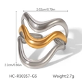 Detail view of two-tone wavy open ring with dimensions 2.02cm width and 2.7g weight - Gold and Silver Bicolor Style (HC-R30357-GS)